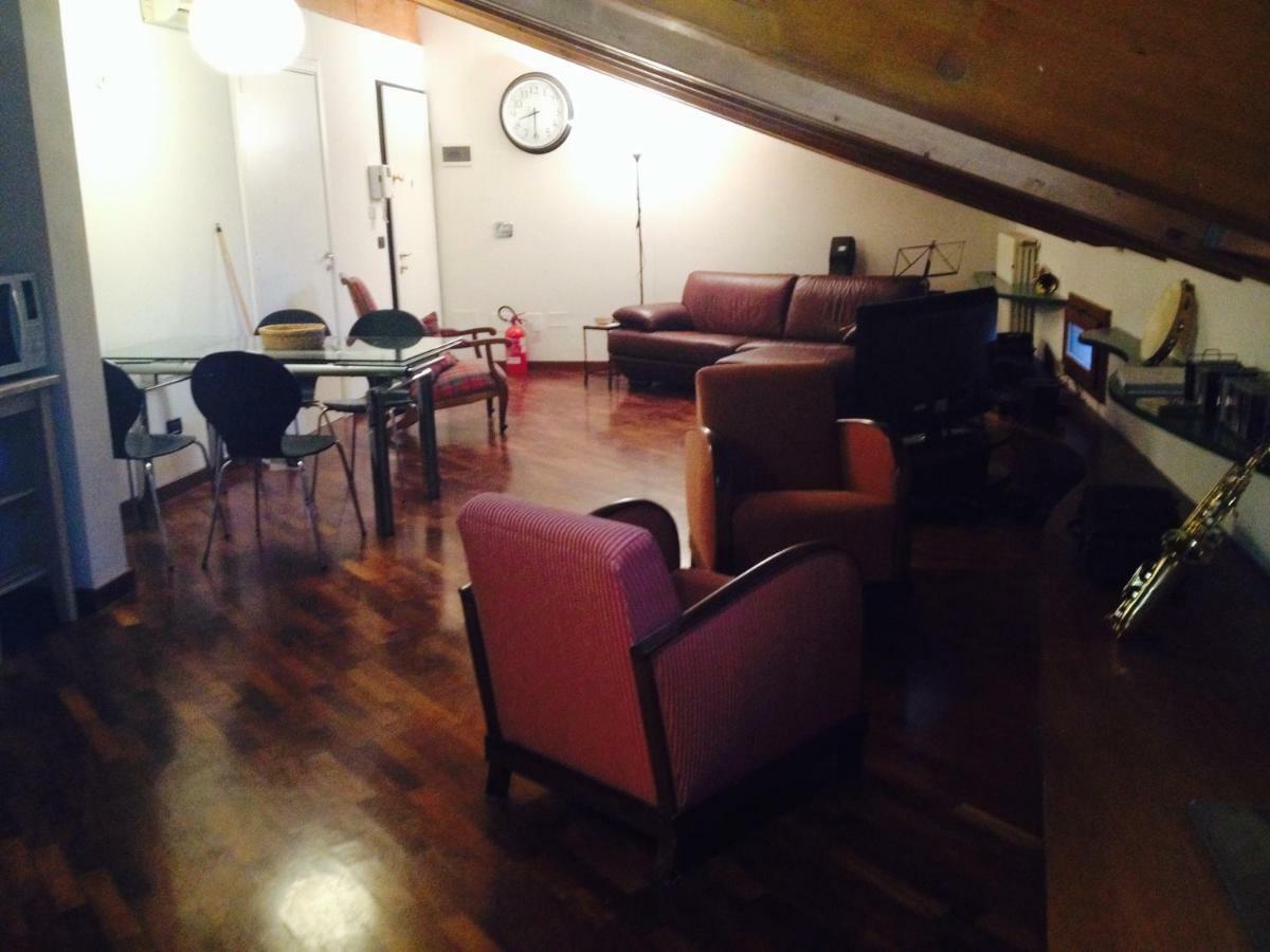 Apartmán La Mansarda Della Musica Boloňa Exteriér fotografie